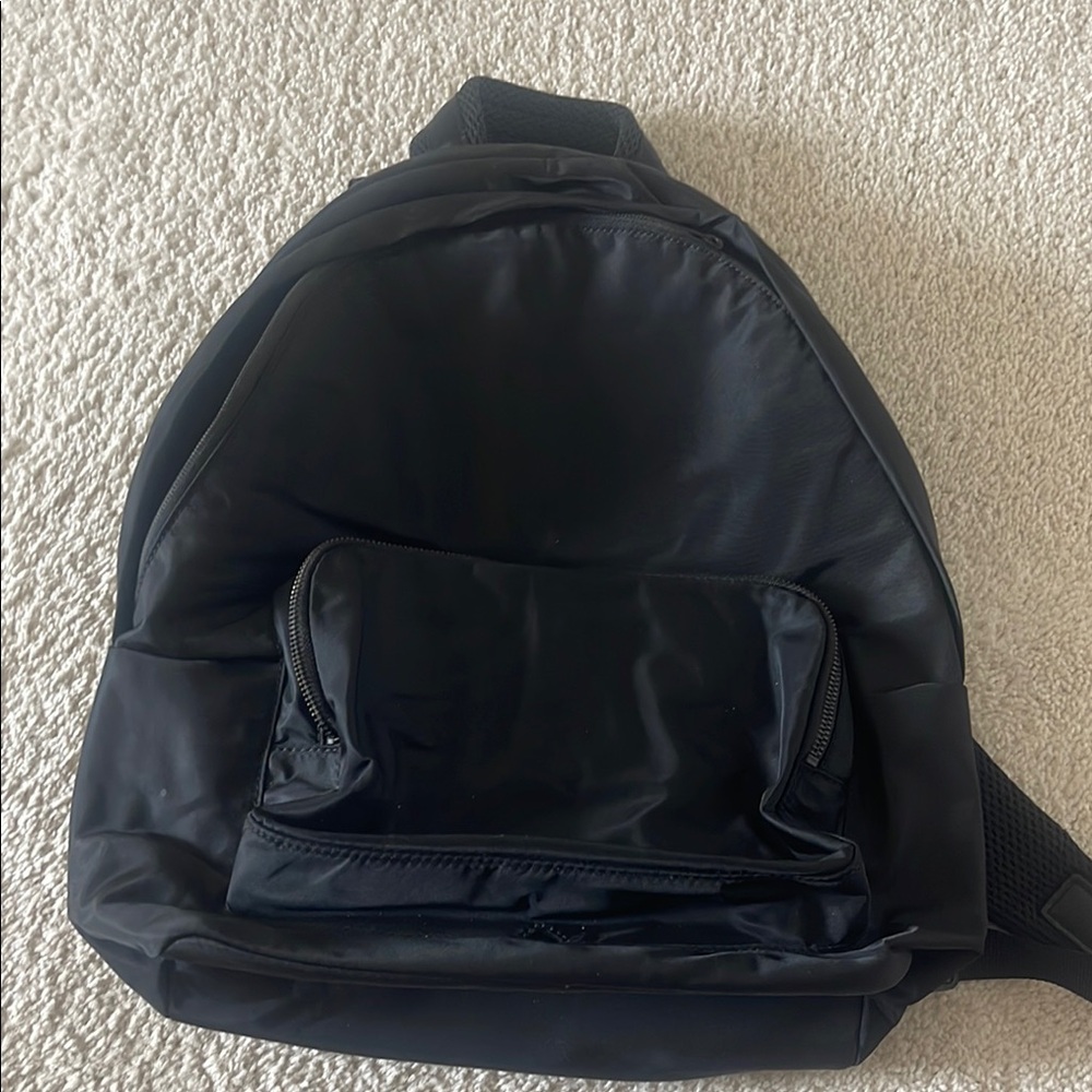 Sleek Black Men's Backpack